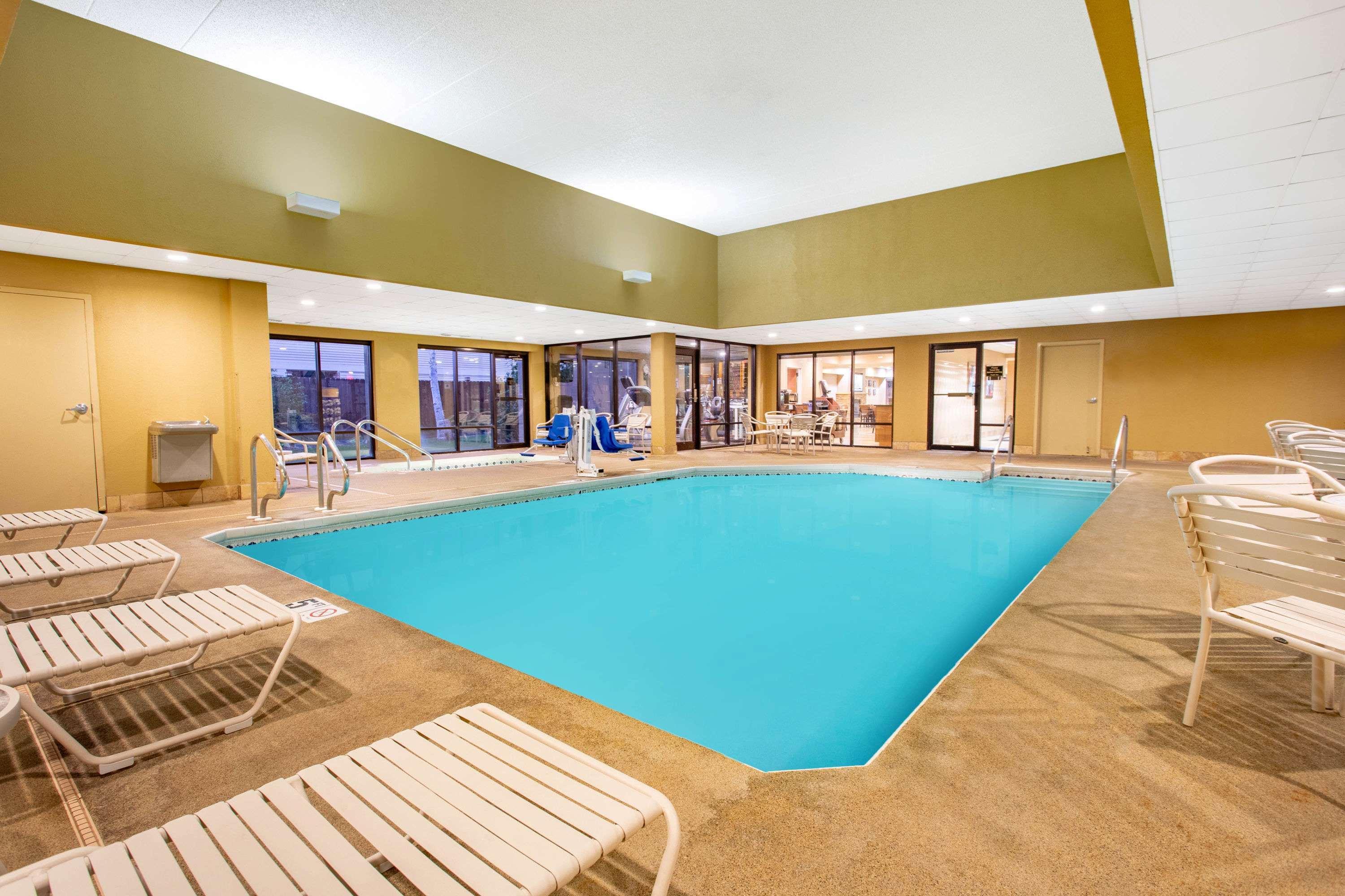 Americinn By Wyndham Madison West Esterno foto